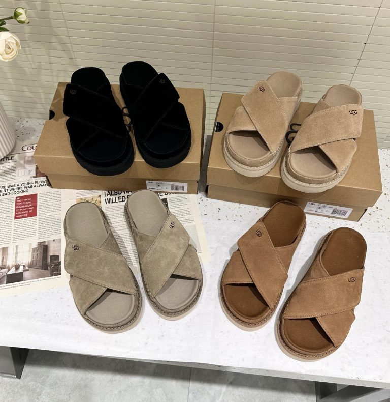 כפכפים UGG
