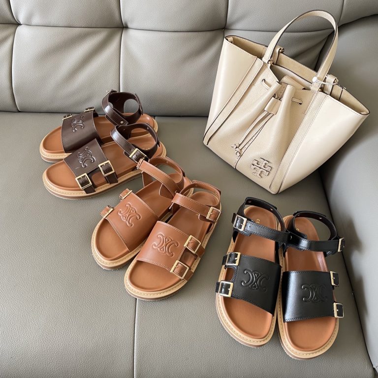 סנדלים CELINE