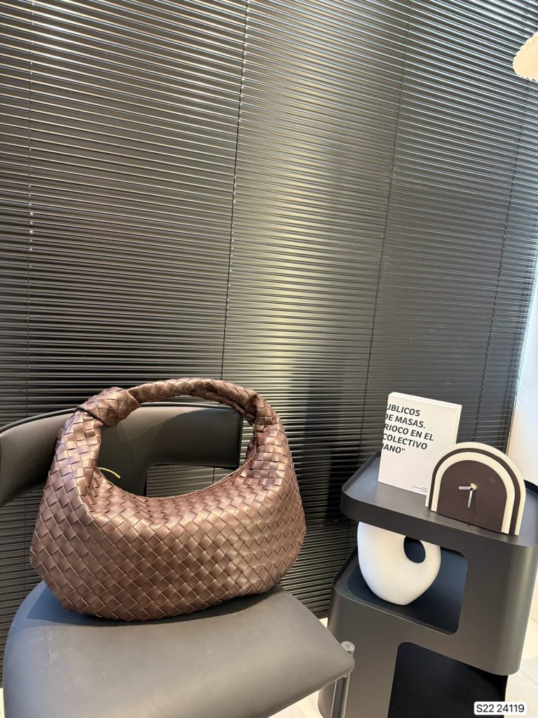 תיק קטן Bottega Veneta BVB02