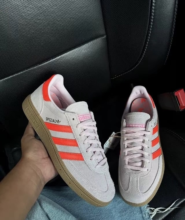 אדידס Handball Spezial F7FF