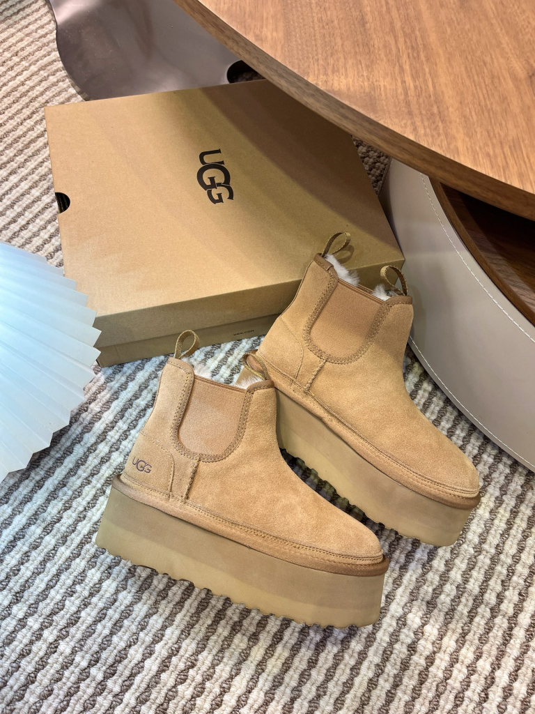 UGG צ'לסי RS01